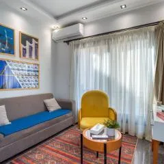 Travelholic AUC Residence
