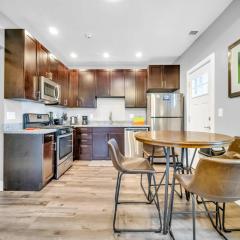 Cle Suites 1BR 1BA 5 min Walk to Cle Clinic Unit 6