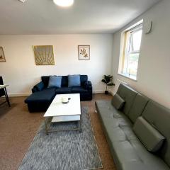 The Failsworth Collection - Stylish Apartments with Free Parking