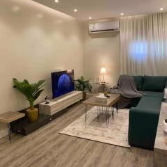 غرفتين وصالة في موقع مميز a2