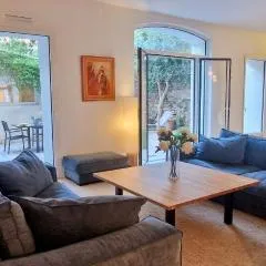 ESPRIT LOFT, Appartement d'Exception, 3 chambres, Jardin au Centre Ville, Climatisation