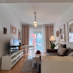 Super Comfy and Homey 4BR Apartment Peachy Stays