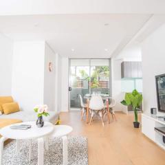 Beautiful home in Epping free Carpark