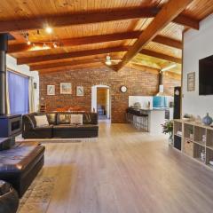Ocean Breeze - Sleeps 12 - Pet Friendly