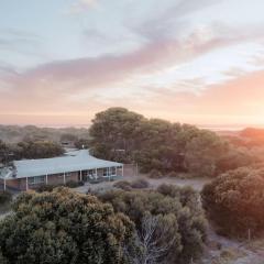 Coorong Cottage- Waterfront, Nature, Hiking