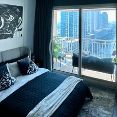 1-BR with Sunset Terrace, Golf & Lake View in Mosela, The Greens