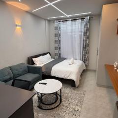 Studio Apartment - The Aviv Kitisuru near KSG