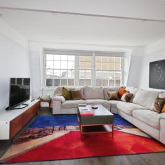 Large 3 bedrm apartment in heart of Theatre Land