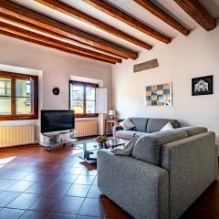 YD stylish San Frediano retreat