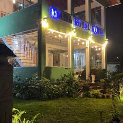 Maha Royal Hotel