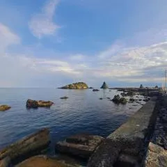 Aci Trezza suite fronte mare