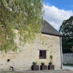 Highend Cotswold Barn near Soho Farmhouse & Daylesford