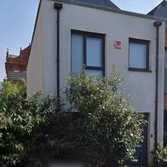 2 Bedroom Modern Houses