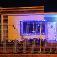 Casa Inteira - 3 Quartos - 11 Pessoas - Piscina infantil - 200m da praia