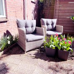 DomCity Apt Near Amsterdam Bikes Included One mile to City Centre