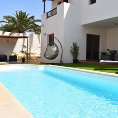 Tilley Private Pool Costa Teguise