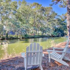 Lake Village Cottage 18