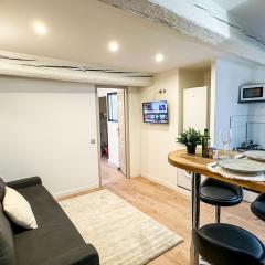 Charming Flat in the Historic Center of Saint-Rémy