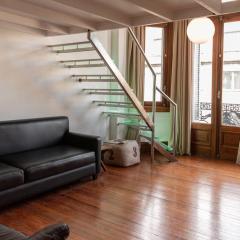 Luxury 2 room apt in Downtown