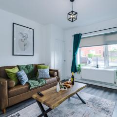 Acacia Modern Haven - Bright 3BR Parydise Property for Business or Getaways