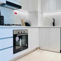 OYO HOME 1457 Premium 1bed Apartment In Jvc Bh