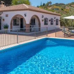 Casa Rural Moreno Canillas de Albaida by Ruralidays