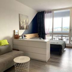 Confortable studio avec loggia fermée, 29m², wifi - FR-1-553-260
