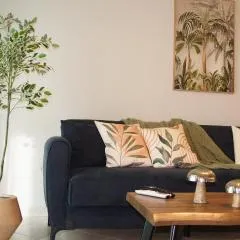 Bright Nest - Stylish Apt with Great View