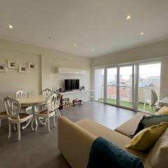 GuestReady - Seaview in Costa da Caparica