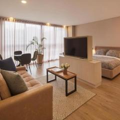 Chic Loft 701 Steps from El Virrey Park by LetoH