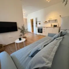 Apartmant SEASIDE - great location, 350m from beach, sunny terrace
