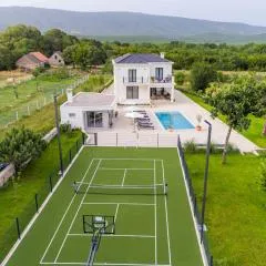 Luxury Villa Decima near Split - Pool & Tennis Retreat