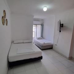 Habitación en el rodadero a solo pasos del mar