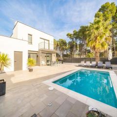 Villa in L Escala near Montgrí Natural Park