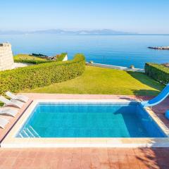 Villa in L'Escala near Platja Rec del Molí