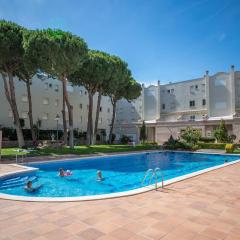 Apartment near Riells Beach with Sea Views