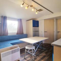 Nomad Infinity bungalow for 6