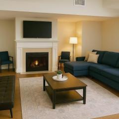 Spacious Downtown SQ Stadium, Casino, R&R HoF!