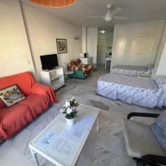 Estudio junto al mar