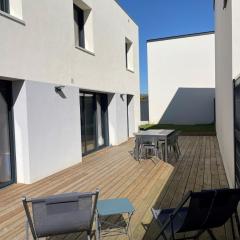 House with terrace and garden