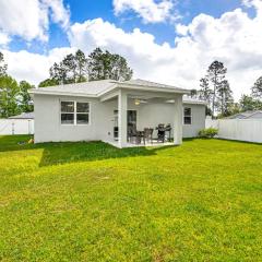 7 Mi to Flagler Beach Breezy Stay with Pool Access!