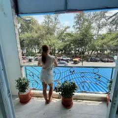 Coastal Nomad Ocean View Stay - 1 or 2 Rooms