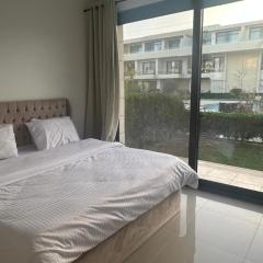 Hotel Apartment in G cribs