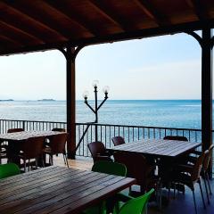 ROOMS BALANI RESTORANT fronte lago