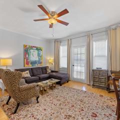 Chic 1 BR Units Near Dilworth