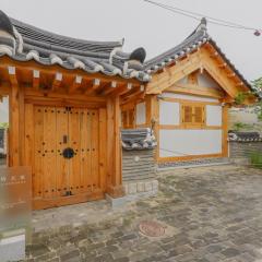 Hanok stay Jungwooga