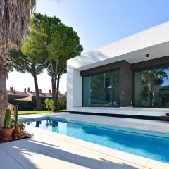 Villa in L Escala near Riells Beach