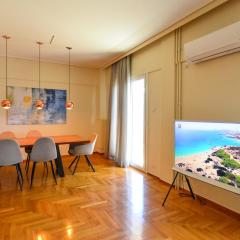 Athens stylish apt 2 min walk to the beach , tram