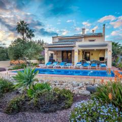 Villa Galante by Abahana Villas