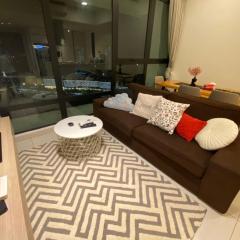 High Floor Cozy Southkey 1-4pax ready Netflix